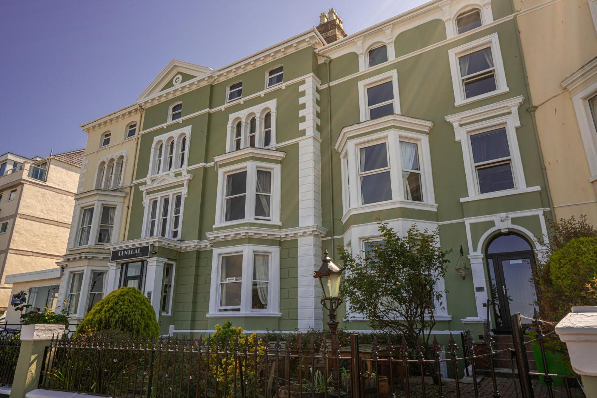 The Central Hotel Λαντούντνο Εξωτερικό φωτογραφία